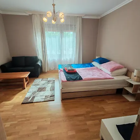 Erzsebet Vendeghaz Апартаменты *